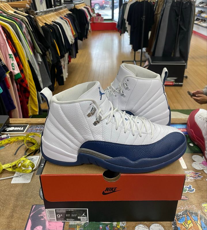 Jordan 12 Retro French Blue (2025) Size 9.5 (WORN)