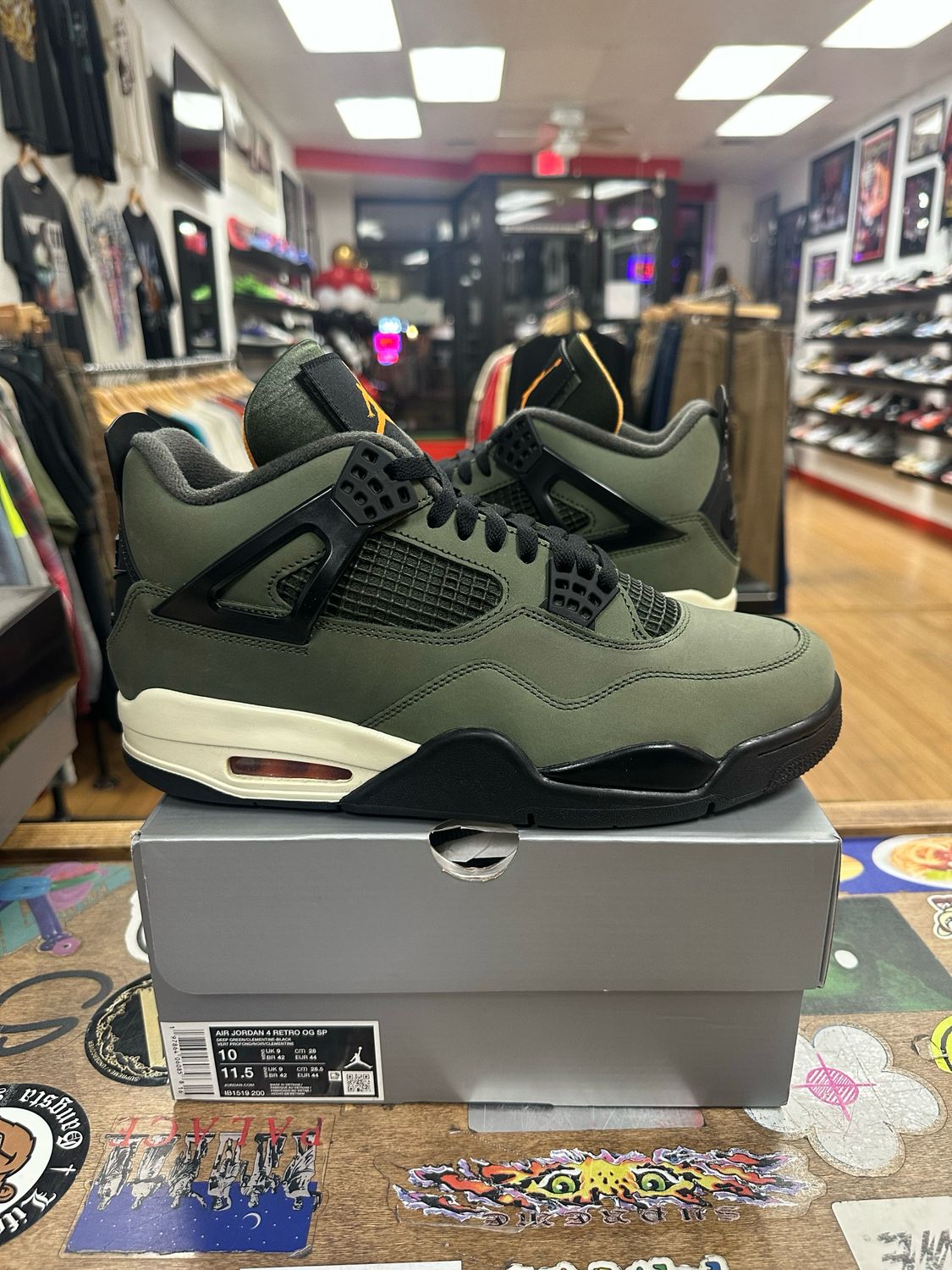 Jordan 4 Retro OG SP Undefeated (2025) Size 10 (WORN)