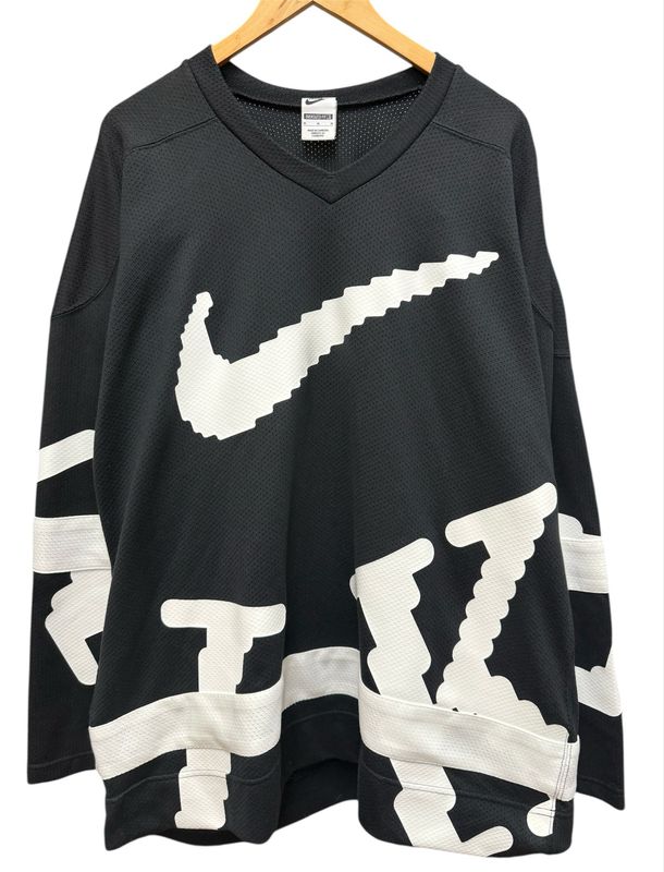 Pre Owned Nike Club Neo Varsity Hockey Jersey Size Medium (Oversized fit)
