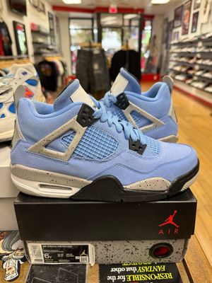 Pre Owned Jordan 4 Retro University Blue (GS) Size 6Y