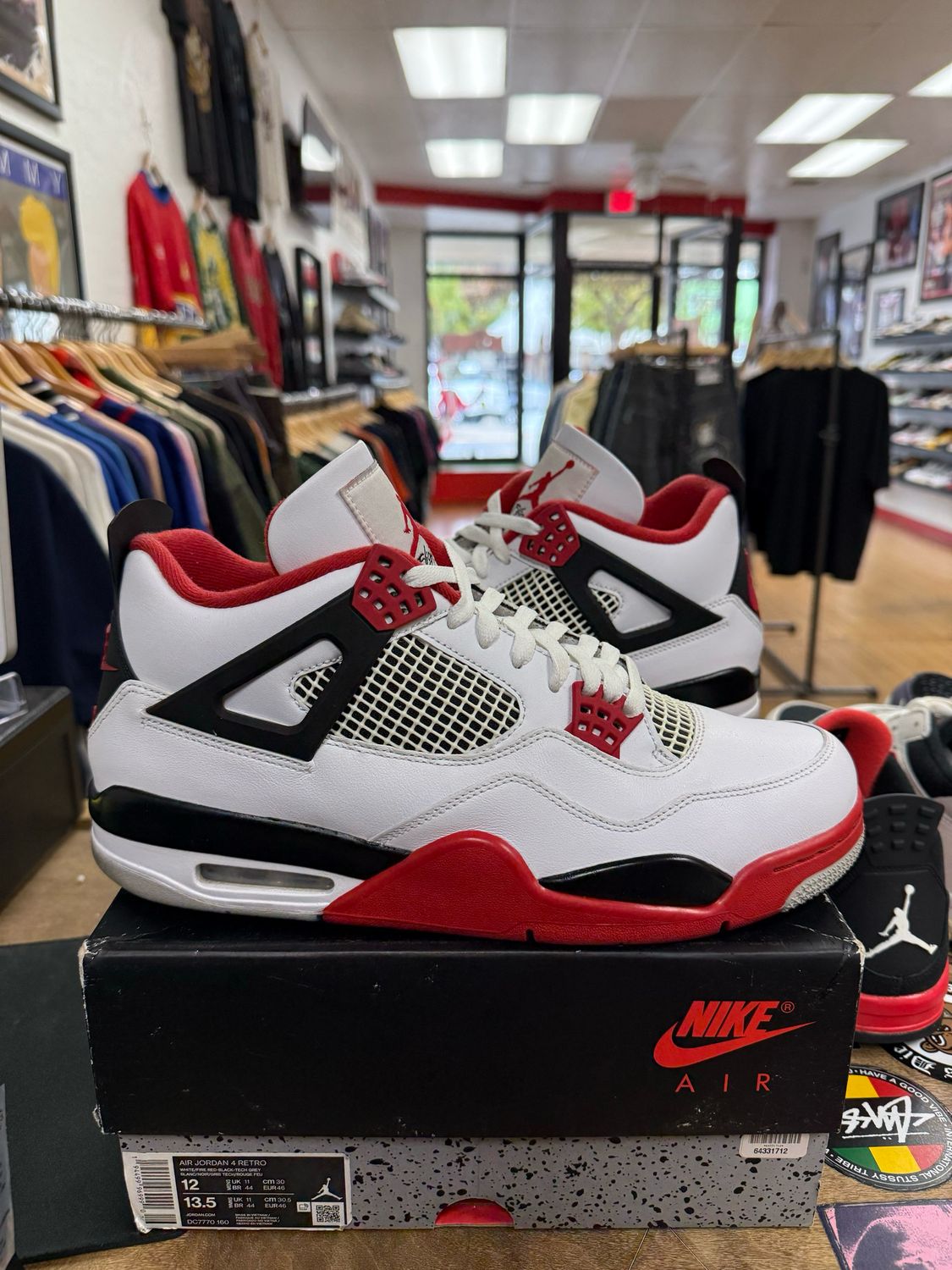 Pre Owned Jordan 4 Retro Fire Red (2020) Size 12