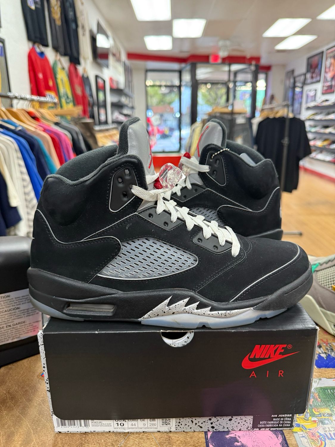 Pre Owned Jordan 5 Retro OG Black Metallic Reimagined Size 10