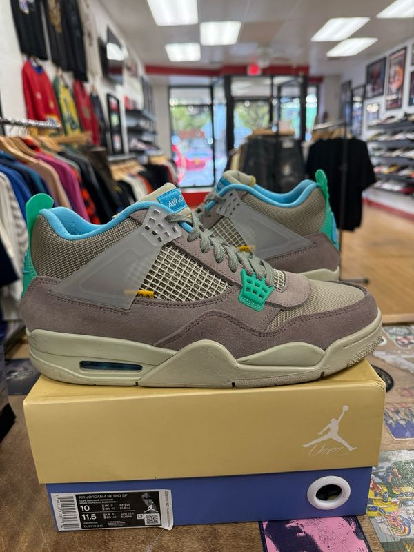 Pre Owned Jordan 4 Retro SP 30th Anniversary Union Taupe Haze Size 10