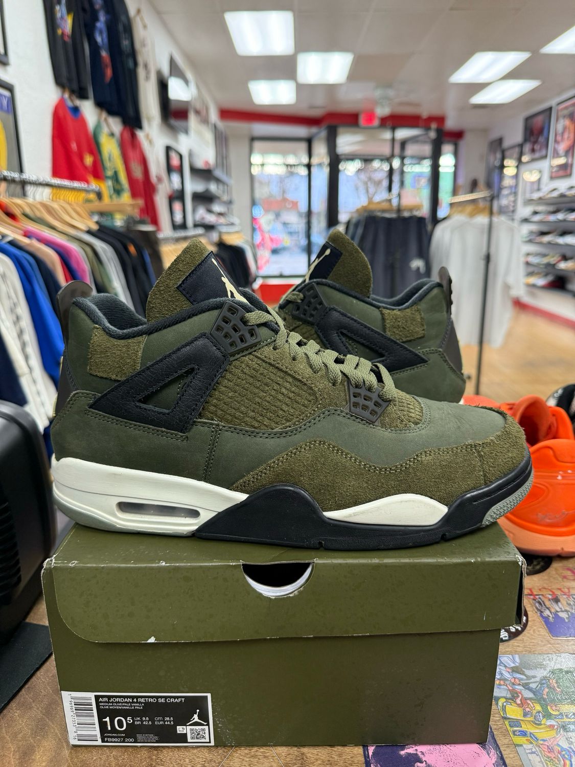 Jordan 4 Retro SE Craft Medium Olive Size 10.5 (WORN)