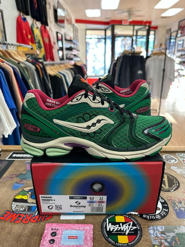 Saucony ProGrid Triumph 4 Jae Tips Flowers Grow Uptown Sugar Maple Size 9.5 (WORN)