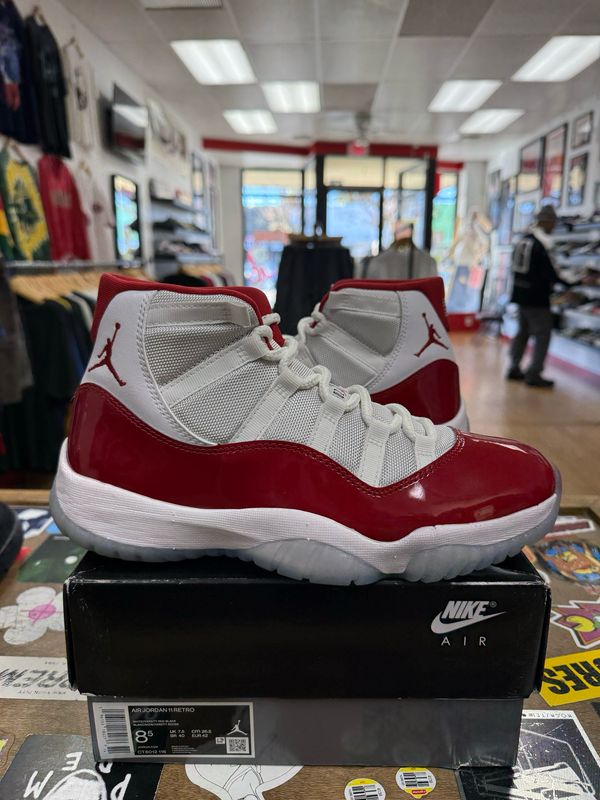 Jordan 11 Retro Cherry (2022) Size 8.5 (WORN)