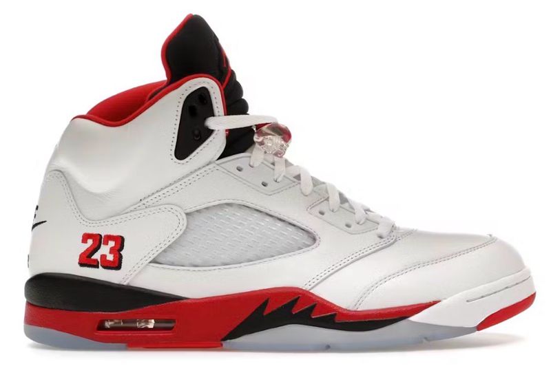 Jordan 5 Retro Fire Red Black Tongue (2025) Size 9.5 (New)