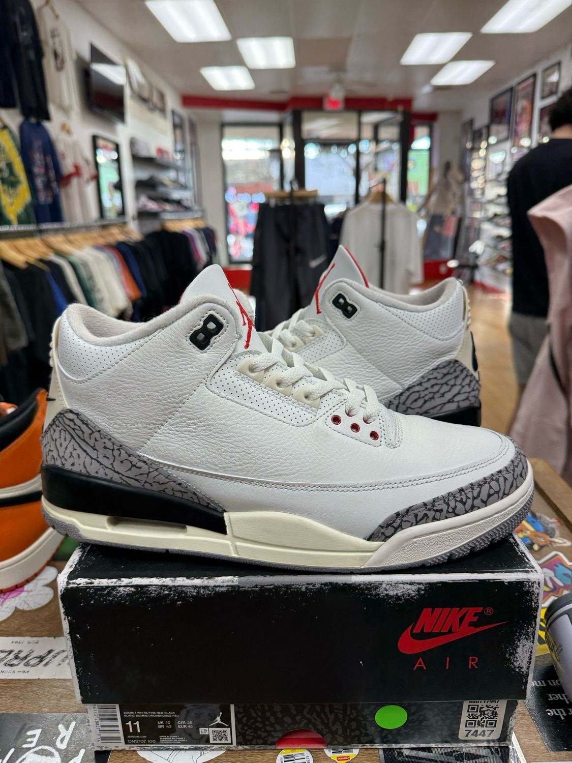 Lightly Worn Jordan 3 Retro White Cement Reimagined Size 11