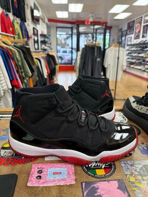 Lightly Worn Jordan 11 Retro Playoffs (2012) Size 12 NO BOX.
