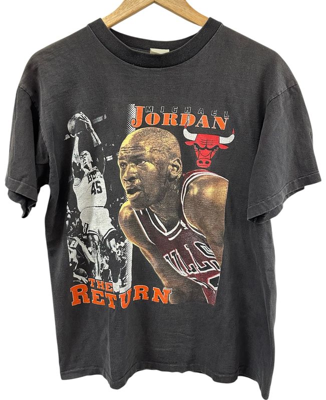 Vtg Michael Jordan The Return Tee Size L