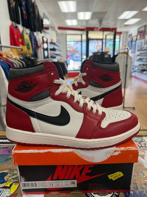 Jordan 1 Retro High OG Chicago Lost and Found Size 12 (Lightly Worn)