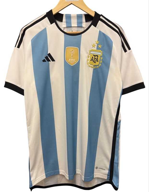 Pre Owned Adidas 2022 Argentina FIFA World Champions Home Jersey Size M