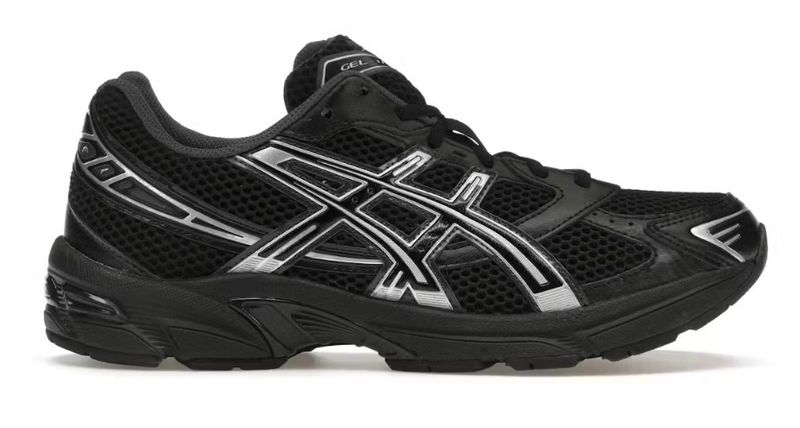 DS ASICS Gel-1130 Black Pure Silver Size 9.5