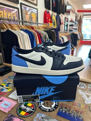 Jordan 1 Low OG Obsidian UNC Size 11.5 (Tried-ON)