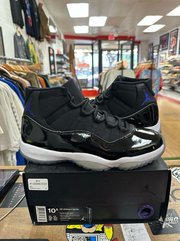 Lightly Worn Jordan 11 Retro Space Jam (2016) Size 10.5