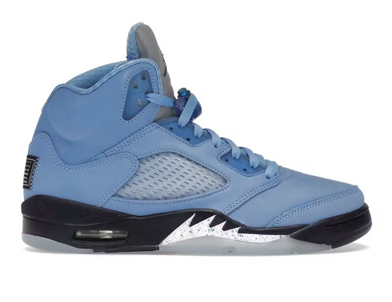 Jordan 5 Retro UNC University Blue Size 8 (NEW)