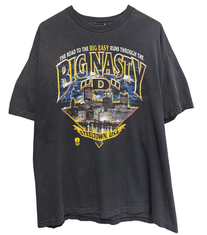 Vtg Big Nasty "D" Steeltown,USA Size XL 23x31