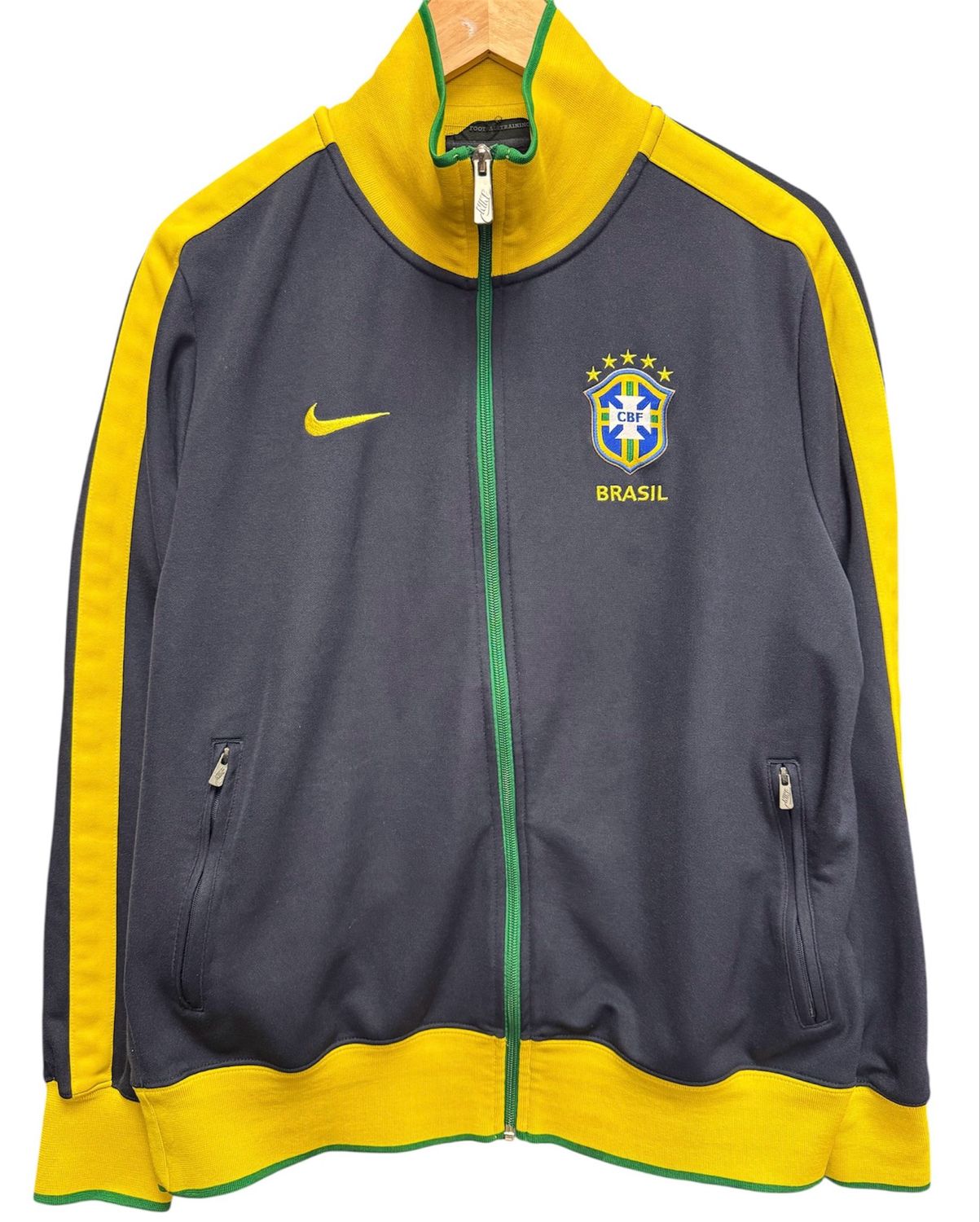 2010 Nike Brasil Jacket Size L
