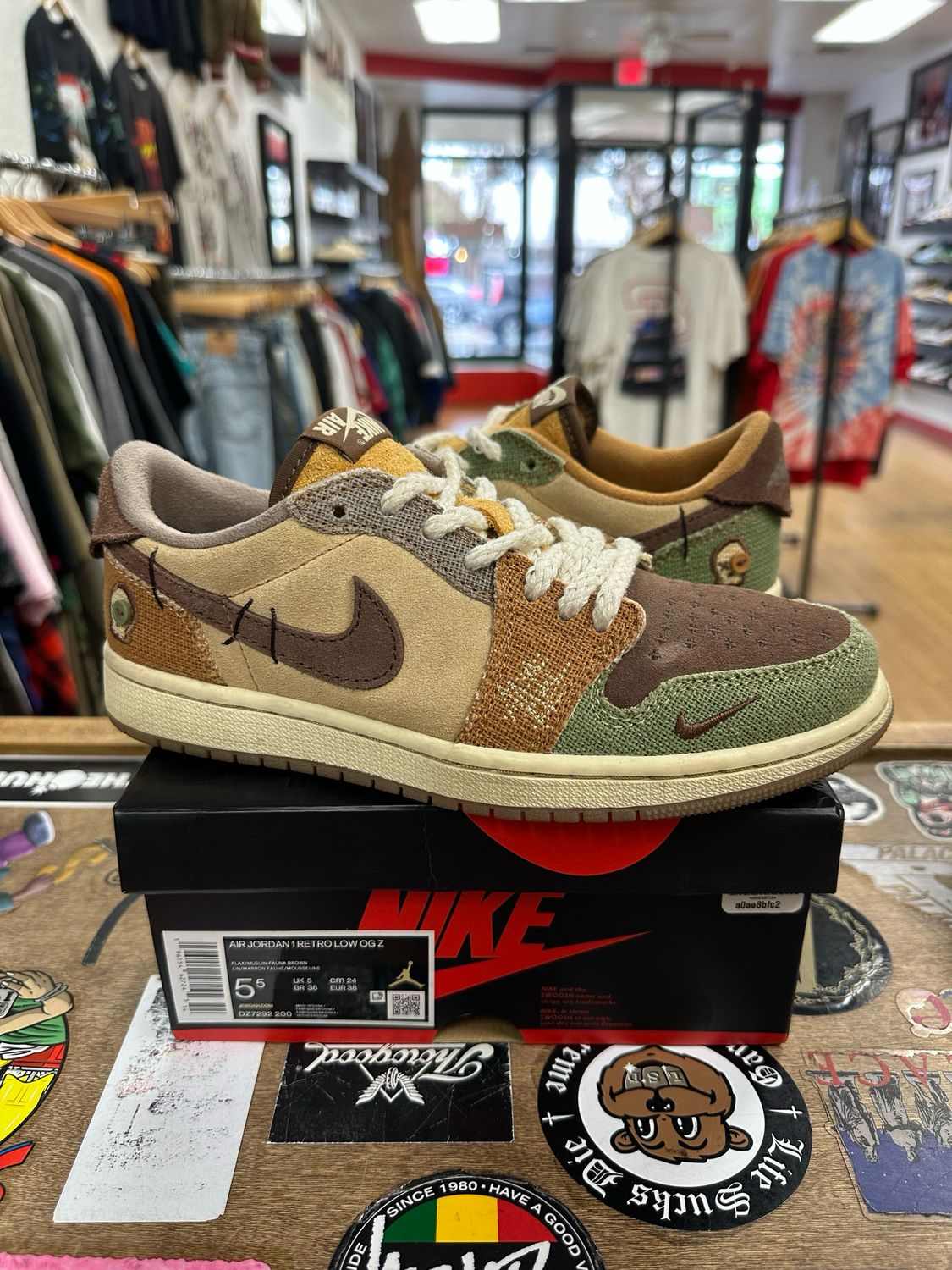 Jordan 1 Retro Low OG Zion Williamson Voodoo Size 5.5 (Pre-Owned)