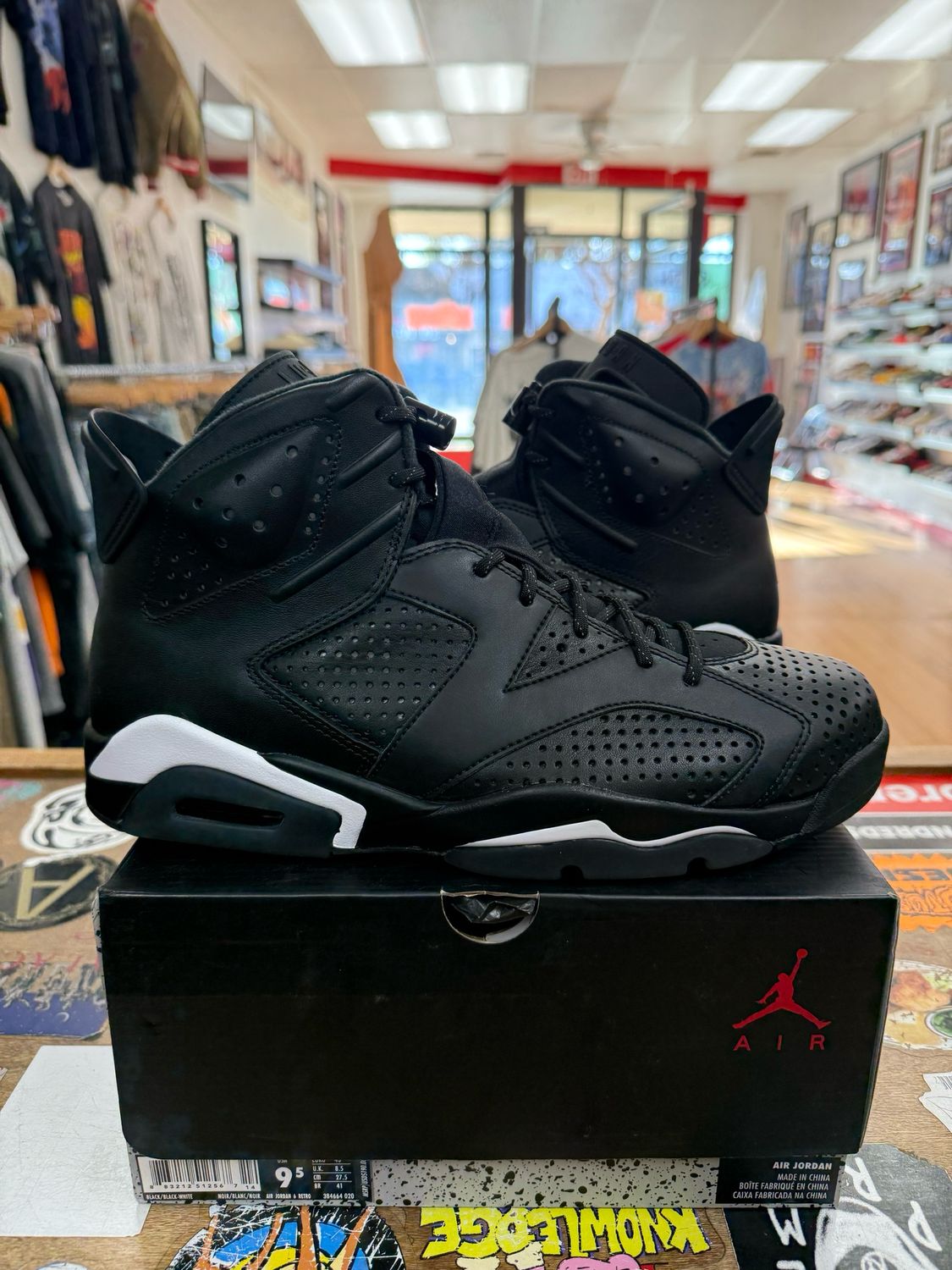 Tried On Jordan 6 Retro Black Cat Size 9.5