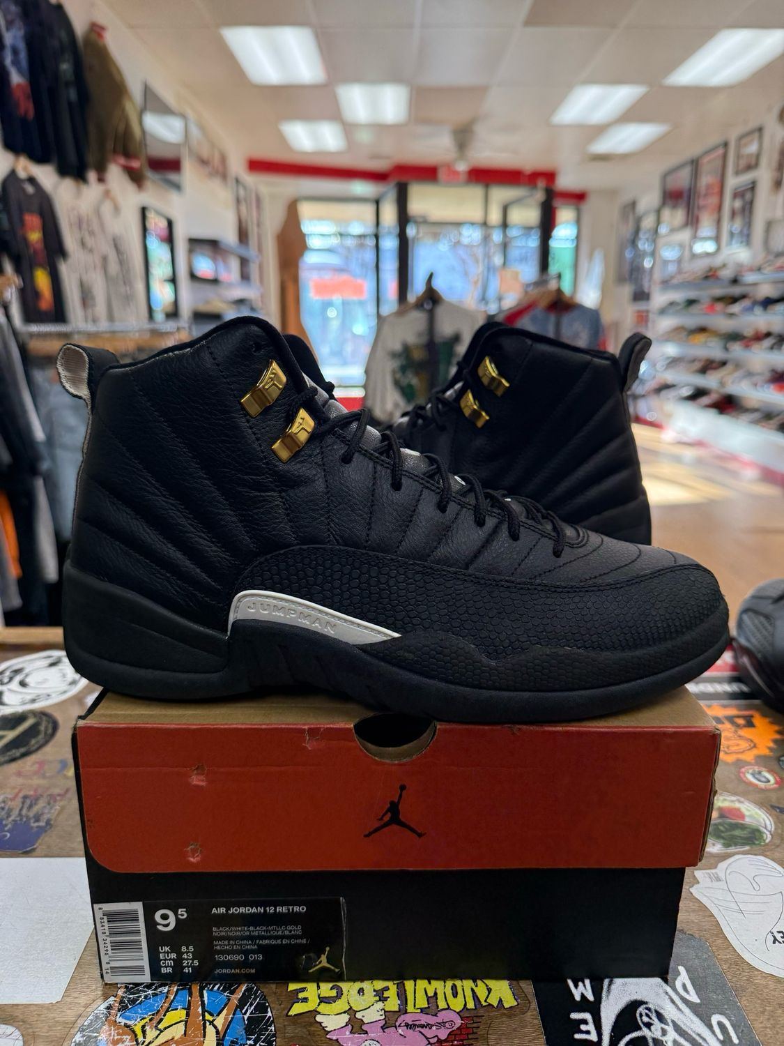 Lightly Worn Jordan 12 Retro The Master Size 9.5