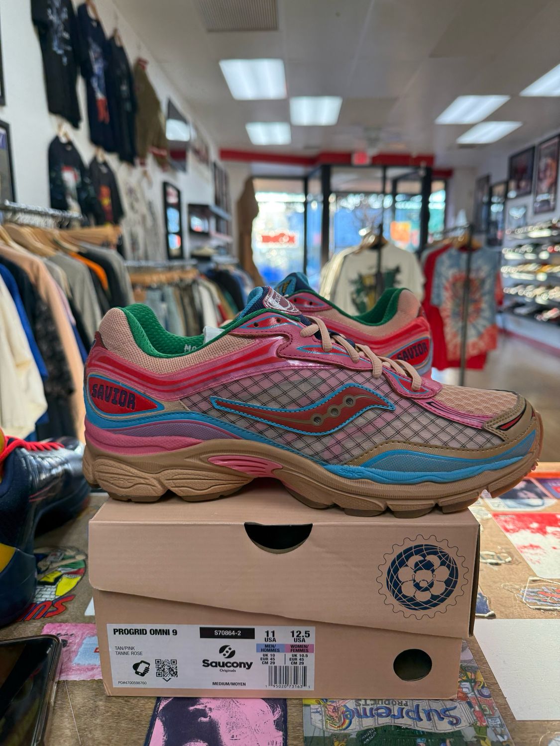 Lightly Worn Saucony ProGrid Omni 9 Jae Tips To Do List Tan Size 11