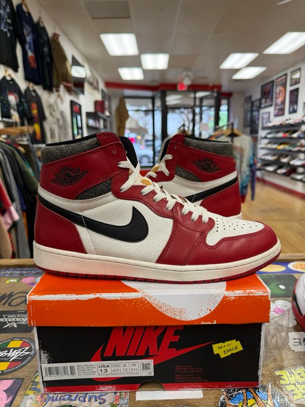 Pre Owned Jordan 1 Retro High OG Chicago Lost and Found Size 13
