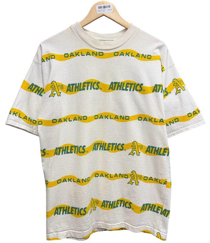 Vintage Oakland A's Tee Size L