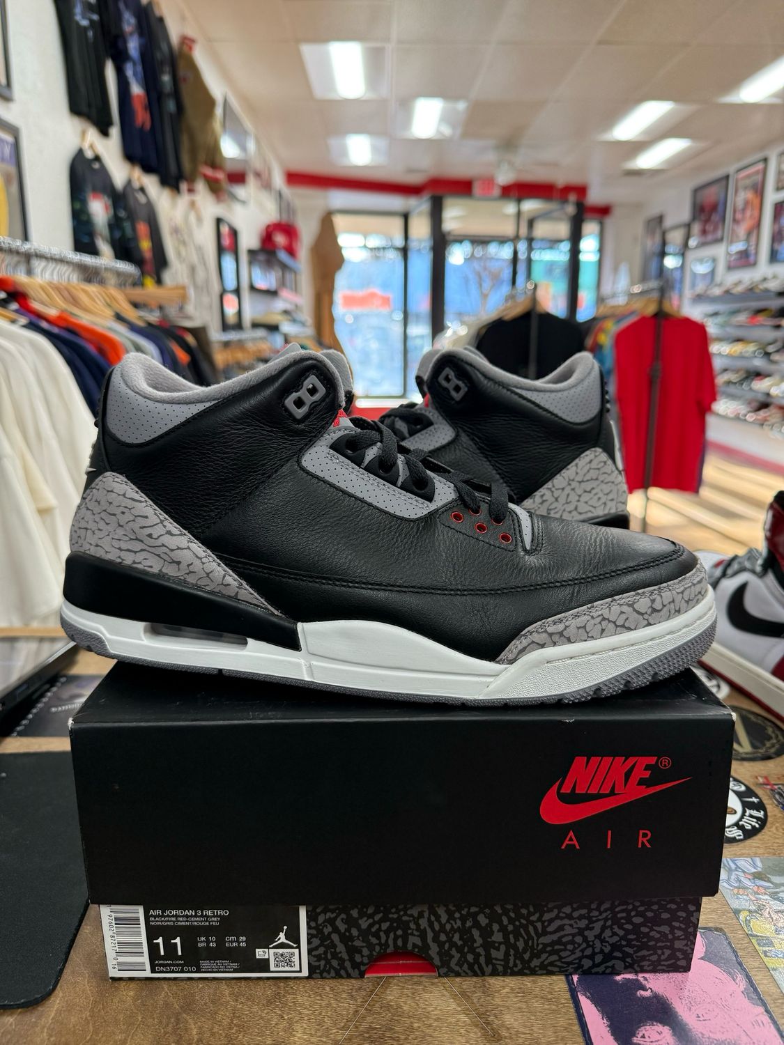 Pre Owned Jordan 3 Retro OG Black Cement 2024 Size 11