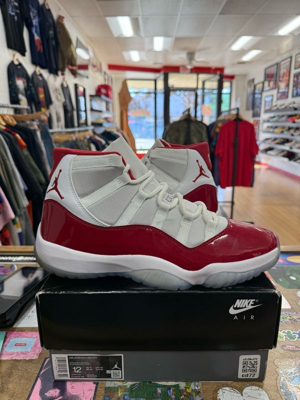 Worn  Jordan 11 Retro Cherry (2022) Size 12