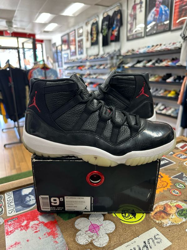 Jordan 11 Retro 72-10 Size 9.5 (Pre-Owned)