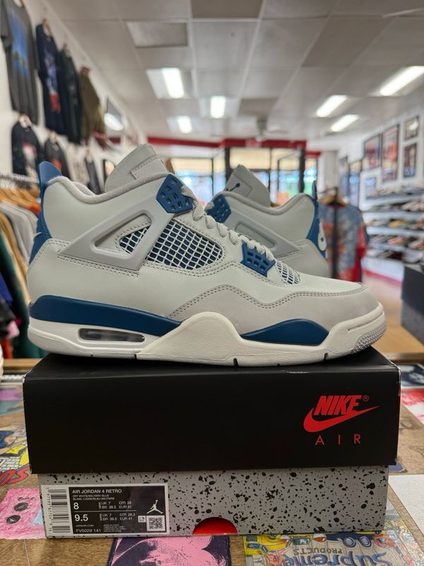 PreOwned Jordan 4 Retro Military Blue  Size 8 (2024)