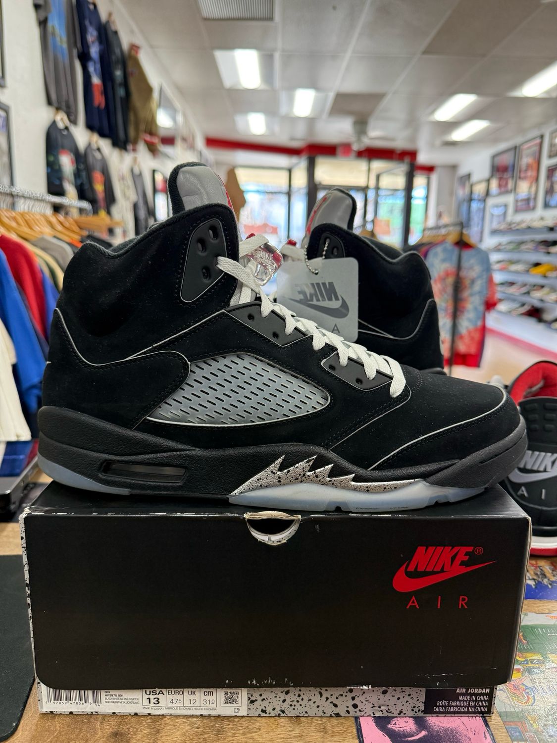 Pre Owned Jordan 5 Retro OG Black Metallic Reimagined Size 13