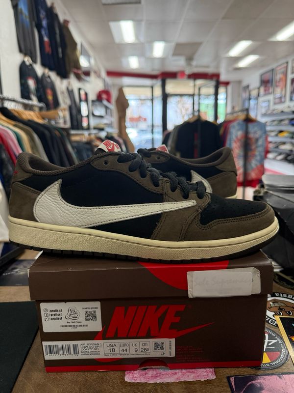 Pre Owned Jordan 1 Retro Low OG SP Travis Scott Mocha Size 10