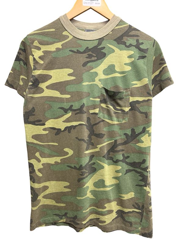 Vintage Camo Pocket Tee Size XS 19x26