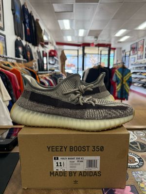 Pre Owned adidas Yeezy Boost 350 V2 Zyon Size 11.5