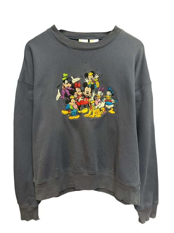 Vintage Disney Embroidered Crewneck Size Medium