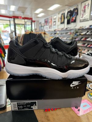 Jordan 11 Retro Low Space Jam Size 10 (Lightly Worn)