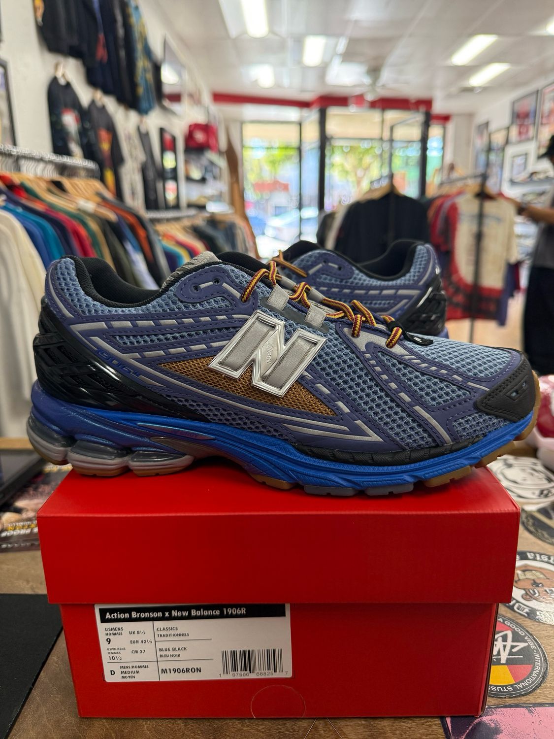 New Balance 1906R Action Bronson Medusa Azul Size 9 (WORN)