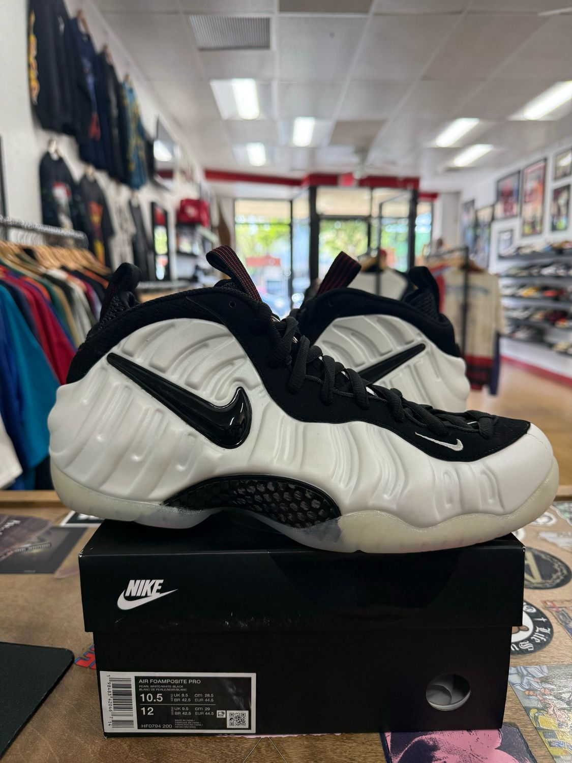 Lightly Worn Nike Air Foamposite Pro Pearl (2025) Size 10.5