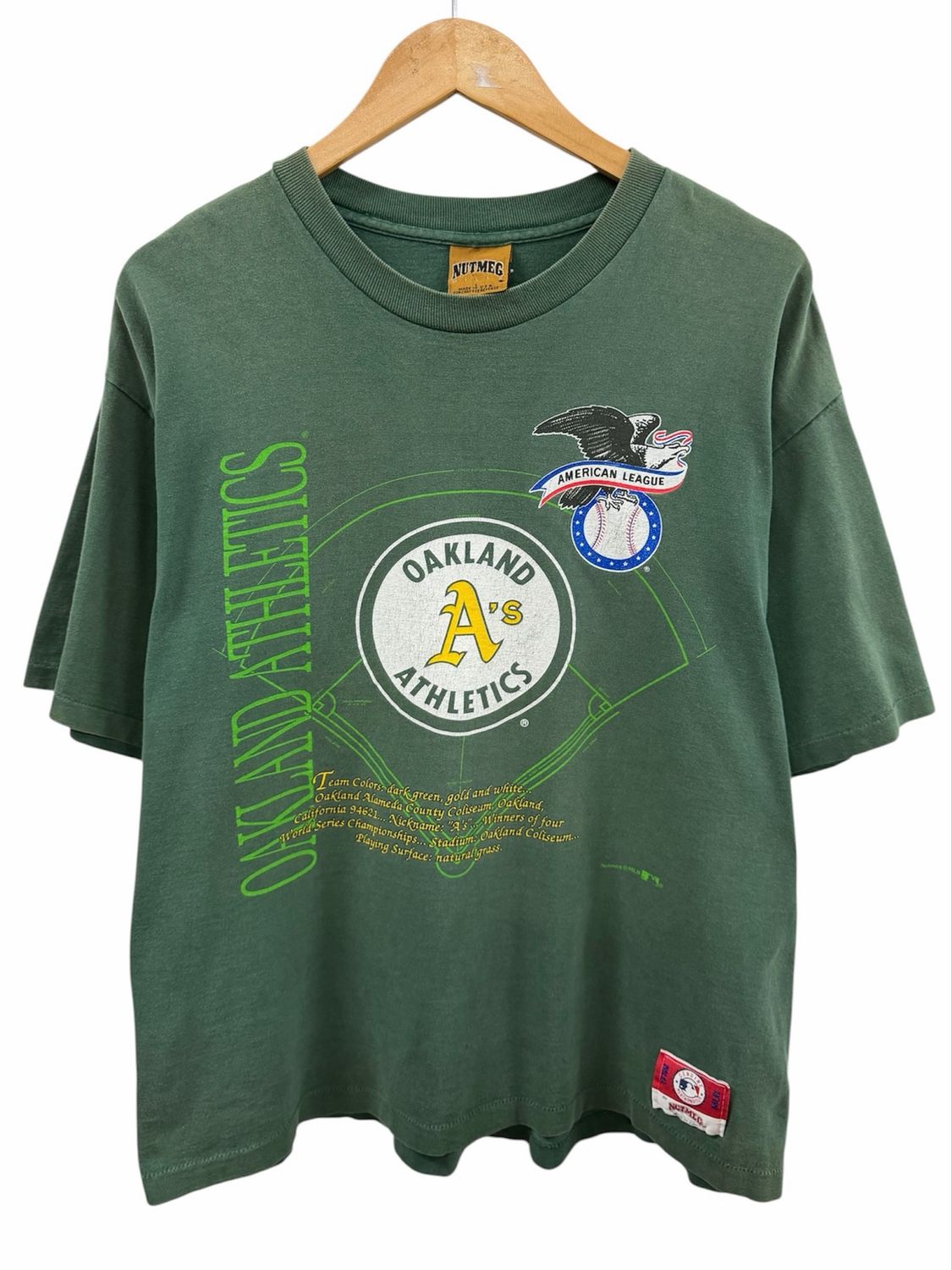 Vintage Oakland A's Nutmeg Tee Size Large