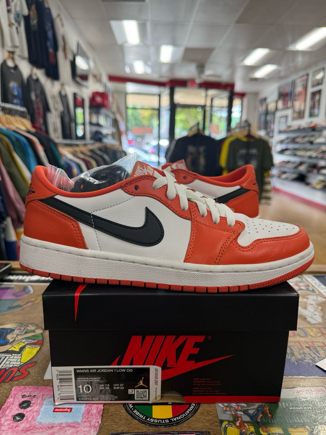 Pre Owned Jordan 1 Low Starfish Size 10W.8.5M