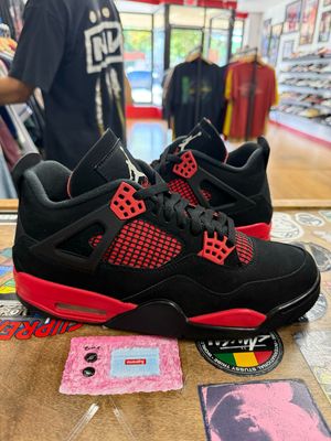 Pre Owned Jordan 4 Retro Red Thunder Size 10 * NO BOX*