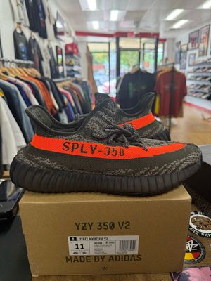 Lightly Worn adidas Yeezy Boost 350 V2 Carbon Beluga Size 11