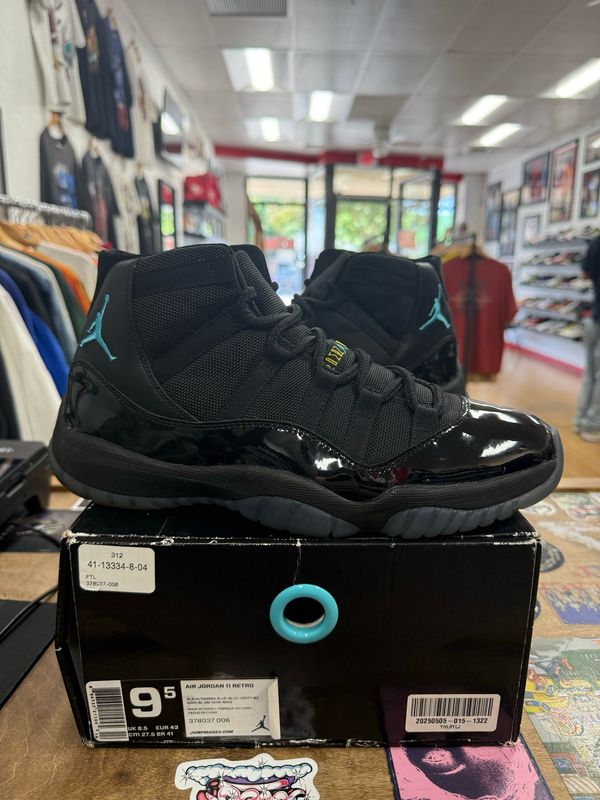 Jordan 11 Retro Gamma Blue (2013) Size 9.5 (WORN)