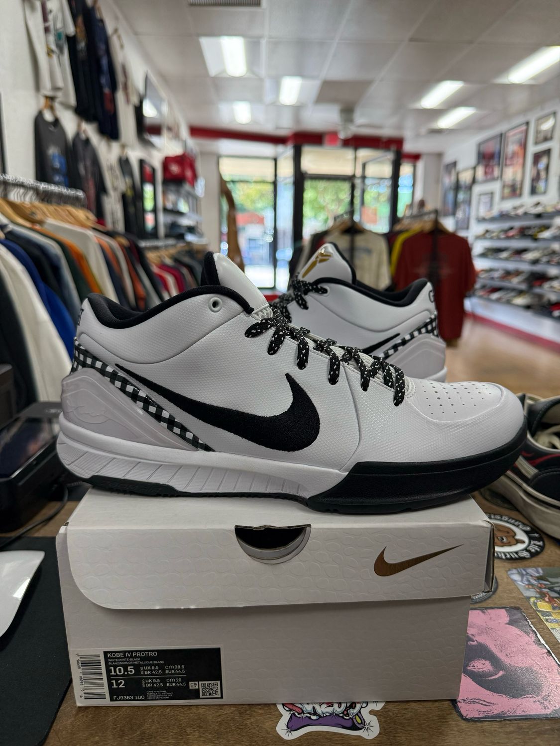 Nike Kobe 4 Protro Mambacita Gigi Size 10.5 (WORN)