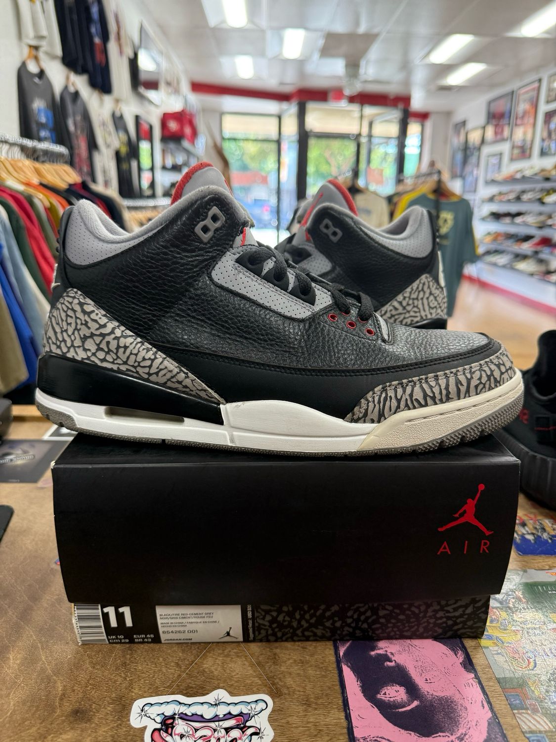 Pre Owned Jordan 3 Retro Black Cement (2018) Size 11