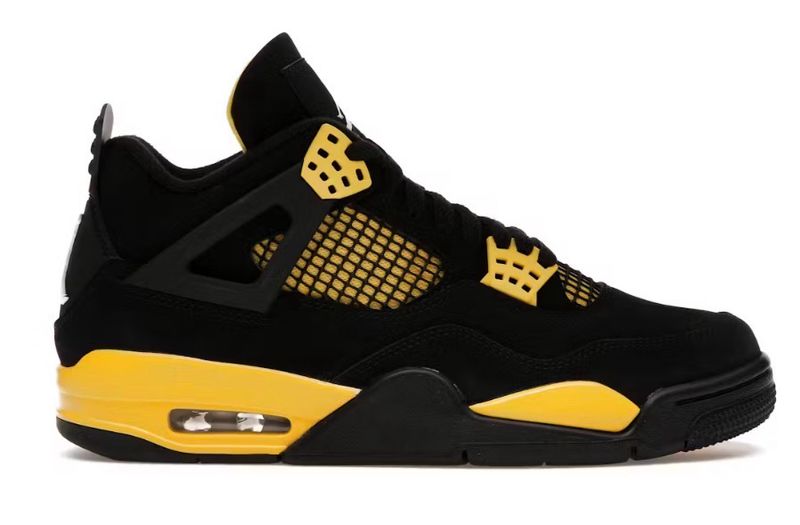 NEW Jordan 4 Retro Thunder (2023) Size 10