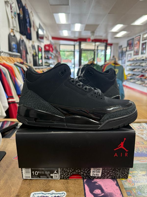 Pre-Owned Jordan 3 Retro Black Cat (2025) Size 10.5