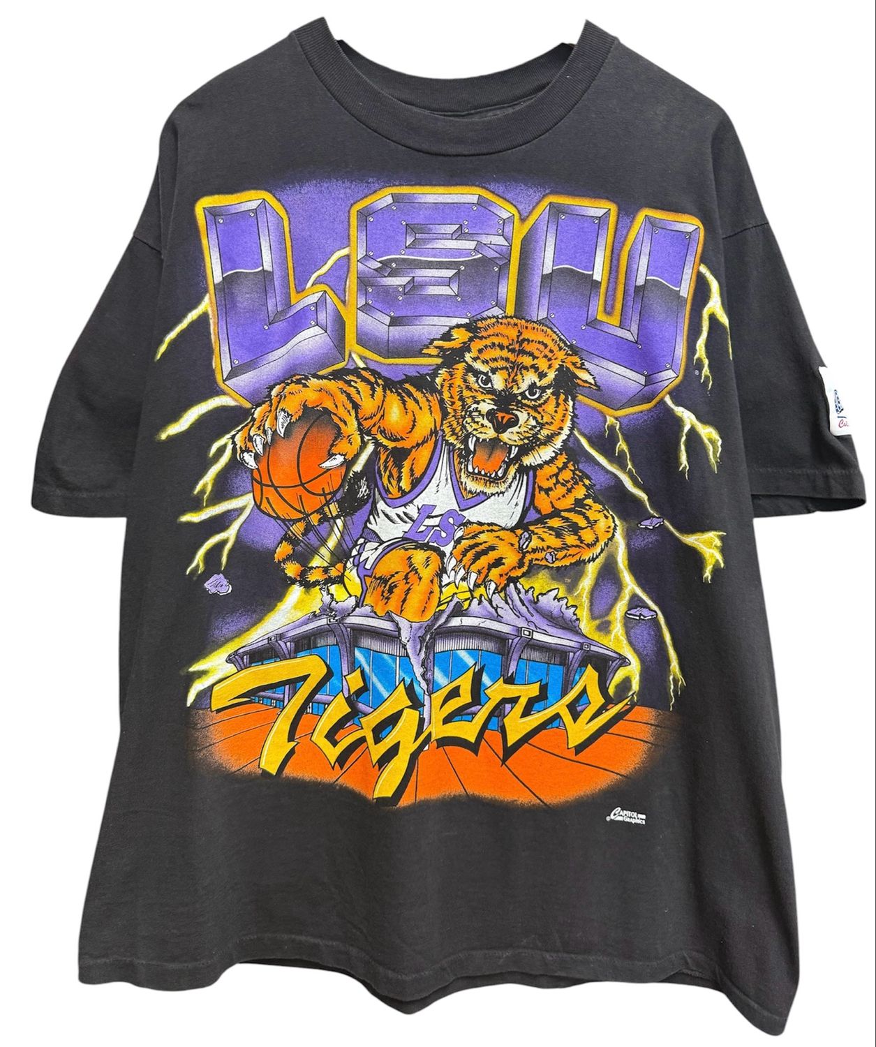 Vintage LSU Capitol Graphics Tee Size XL